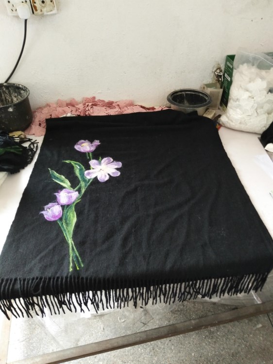 加工鉤毛手搖花植絨拉毛繡
