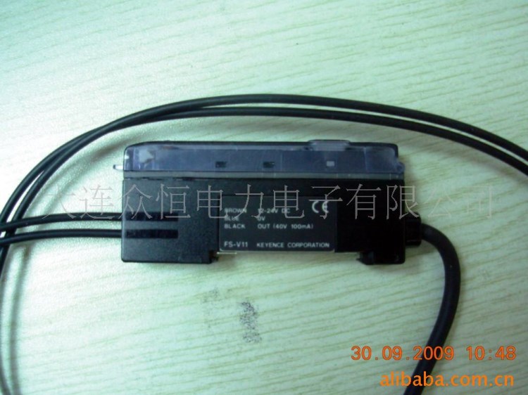 供應(yīng)全新原裝基恩士光纖放大器FS-V11