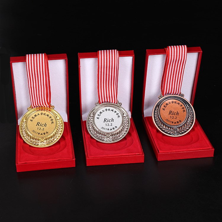 定制 織帶掛繩金屬獎(jiǎng)?wù)?鋅合金通用體育運(yùn)動(dòng)會(huì)獎(jiǎng)牌批發(fā)