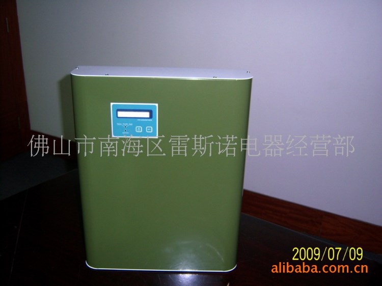 太陽能并網(wǎng)逆變器，5KW離風(fēng)逆變器批發(fā)價(jià)格，38A蓄電池