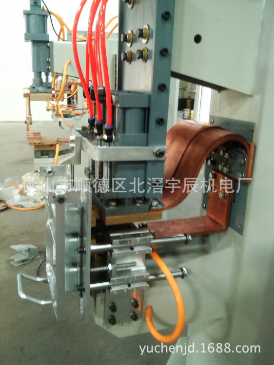 宇辰燃氣具組合焊機YC-14 加厚鐵板熱水器焊機 定制宇辰焊機