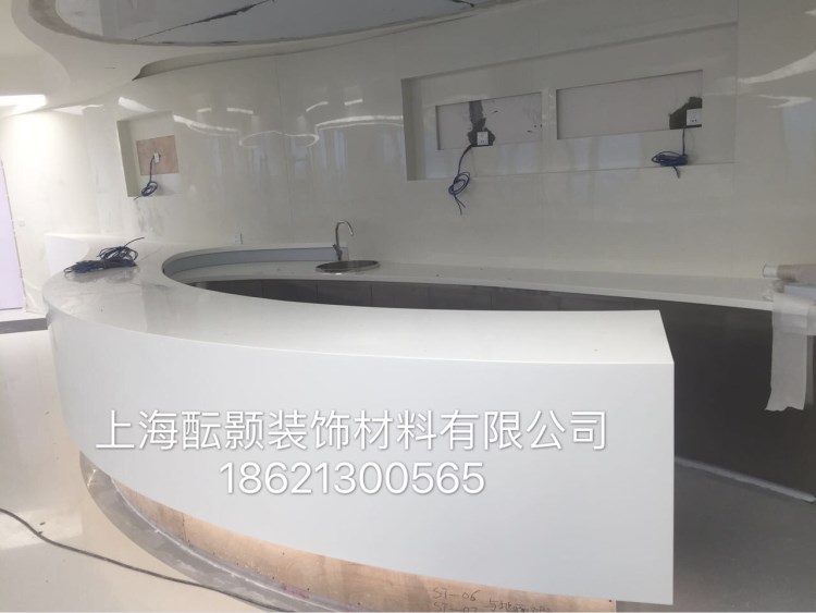 商場(chǎng)定制異形白色人造石吧臺(tái)白色人造石定制