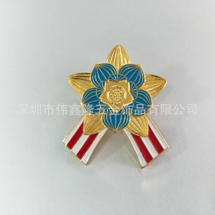 廠家定制金屬鋅合金花型徽章 胸章 5朵花瓣肩章 烤漆勛章襟章批發