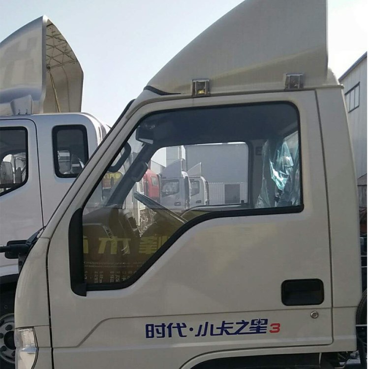 山東弘燁玻璃鋼有限公司大量供應 小卡之星3原廠導流罩320元/個
