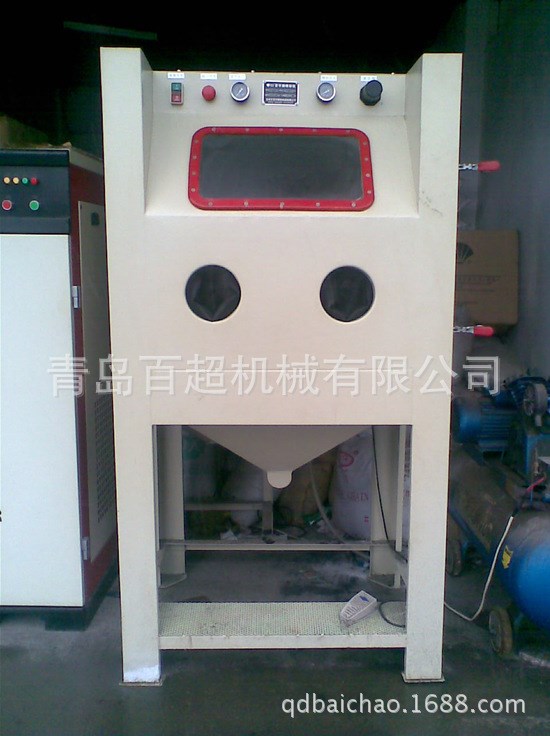 遼寧鐵嶺噴砂機(jī) 鐵件手動噴砂機(jī)廠家直供 百超制作 信賴