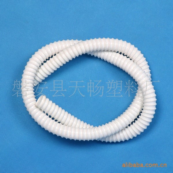 【廠家直銷】高壓PE管 HDPE纏繞管 HDPE中空纏繞管 批發(fā)