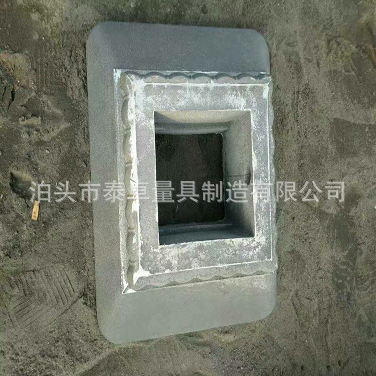 廠家生產(chǎn)鑄鐵護(hù)欄底座防撞鑄鐵隔離墩可來樣加工定制