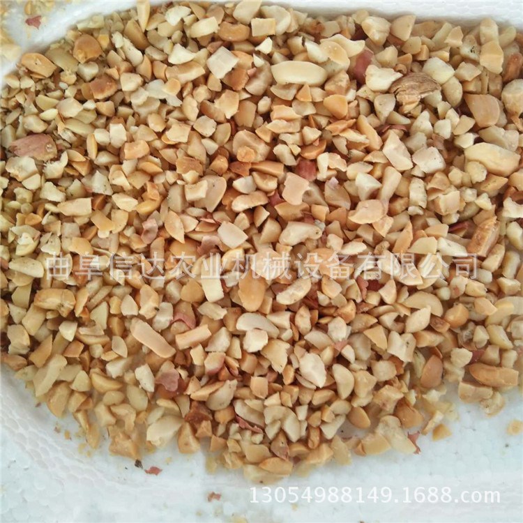 河北暢銷型40型玉米膨化機可加工出7種花型休閑食品膨化機