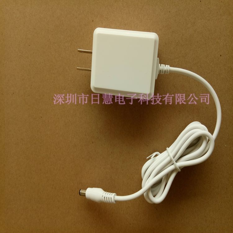 廠家新款 唯奇白色12V1A開關適配器 LED臺燈 5V2A防火電源