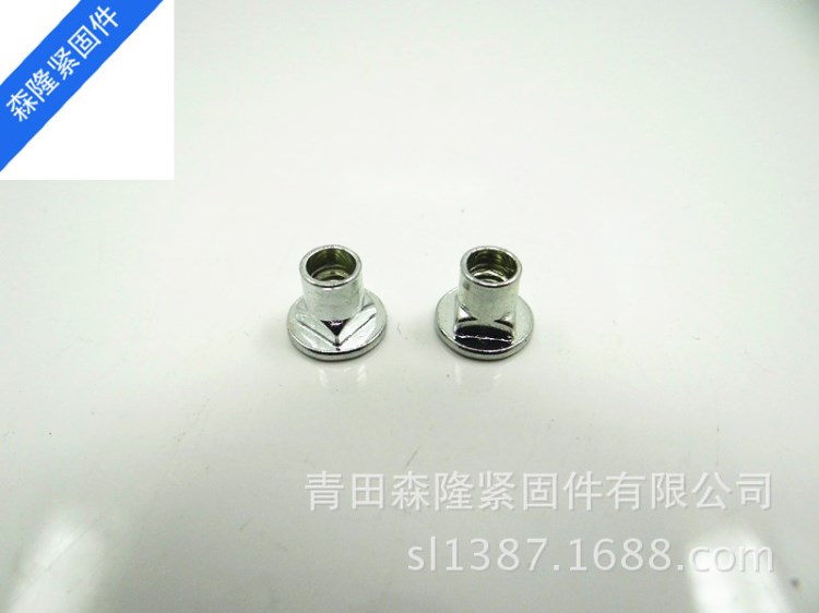 【廠家直銷、現(xiàn)貨供應(yīng)】四角倒帽 家具螺母 拉鉚螺母 量多價(jià)優(yōu)