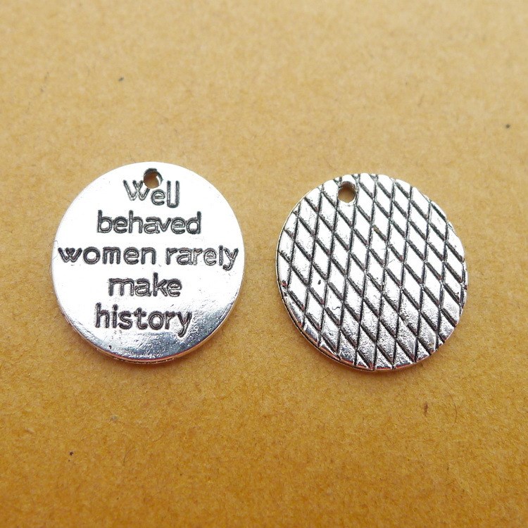 LY171  15*15mm合金well behaved古銀色飾品配件吊墜200個/包1克