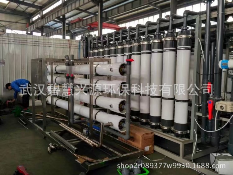 武漢定制80噸超濾凈水設(shè)備大型凈水器水處理設(shè)備商用地下井水過