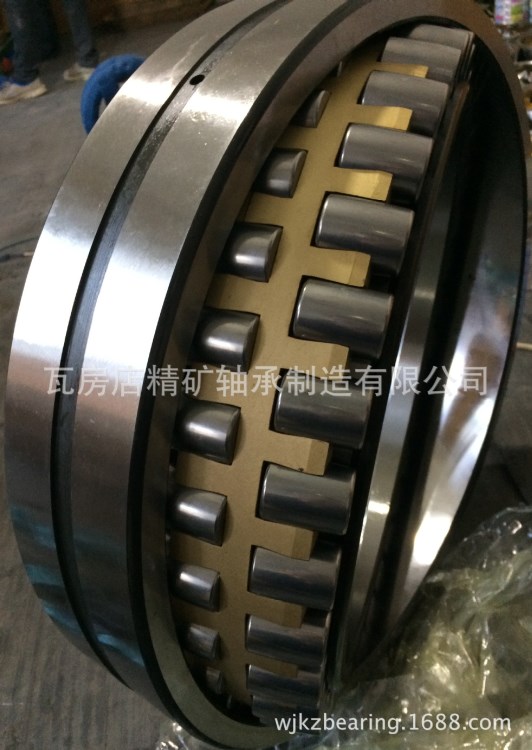 23191CAK/W33  23192CA/W33  軸承 調(diào)心滾子軸承 現(xiàn)貨供應(yīng)