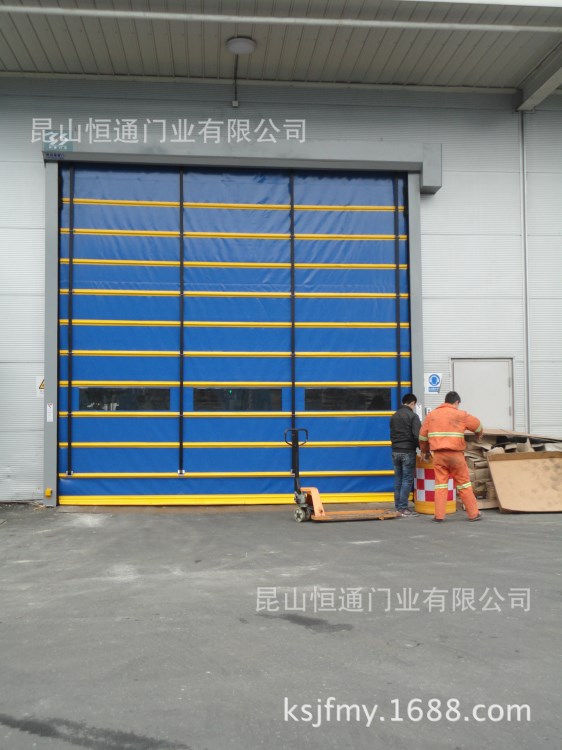 蘇州恒通門業(yè)安裝快速卷簾門自動卷簾門