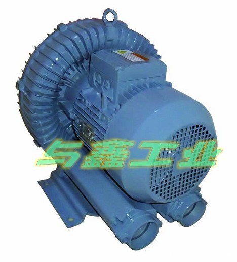 環(huán)形鼓風(fēng)機(jī)采用寬頻變頻電機(jī)，全風(fēng)環(huán)形高壓鼓風(fēng)機(jī)