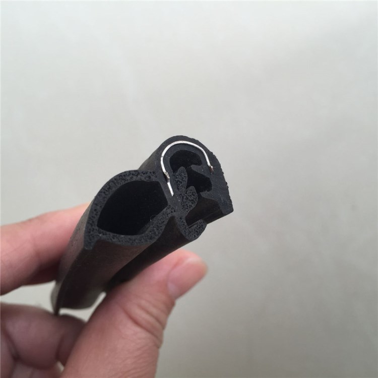 廠家供應(yīng)三元乙丙復(fù)合車門密封條 汽車中門防撞膠條【現(xiàn)貨】