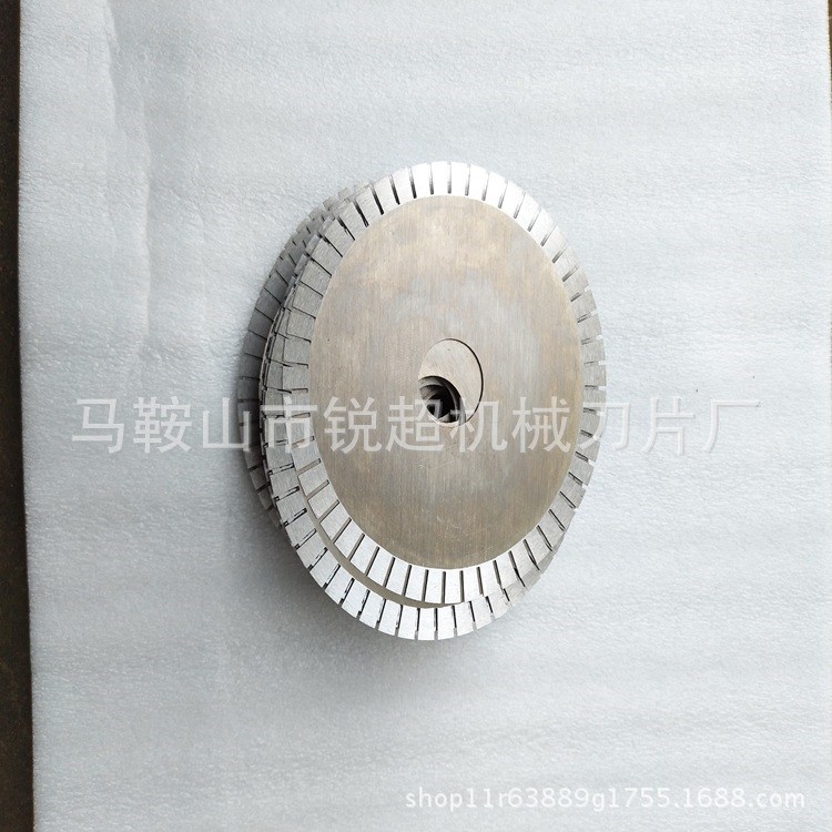供應(yīng)齒形圓刀片    虛線切割圓刀齒刀片   分?jǐn)嗉垙堄玫断鹉z刀片