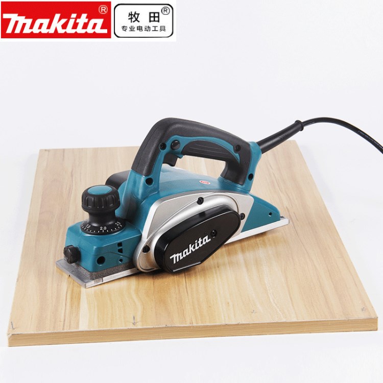 makita牧田木工手提式電刨 手推平刨 KP0800X 620W