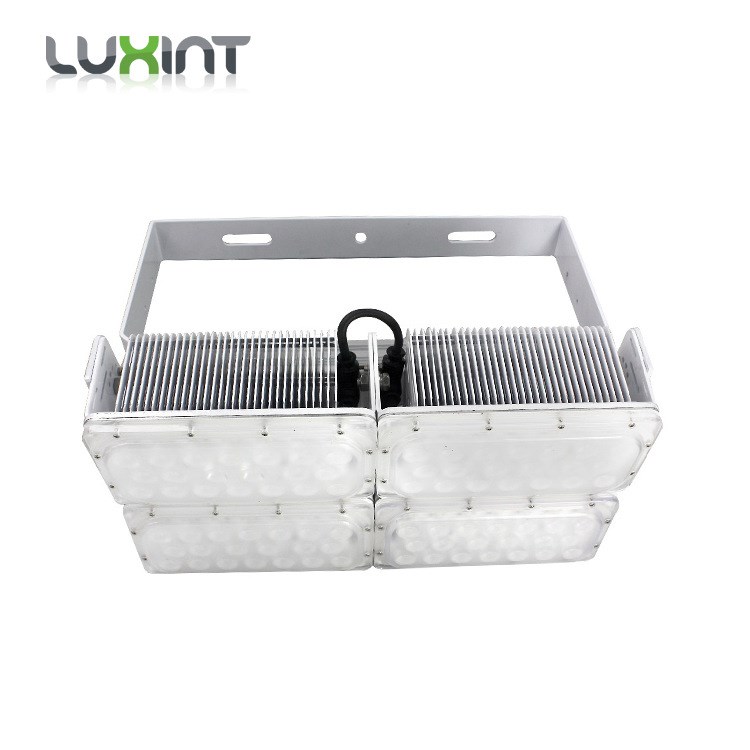 LUXINT歐美爆款廣告投射大功率240W燈具批發(fā)室外照明聚光燈泛光燈