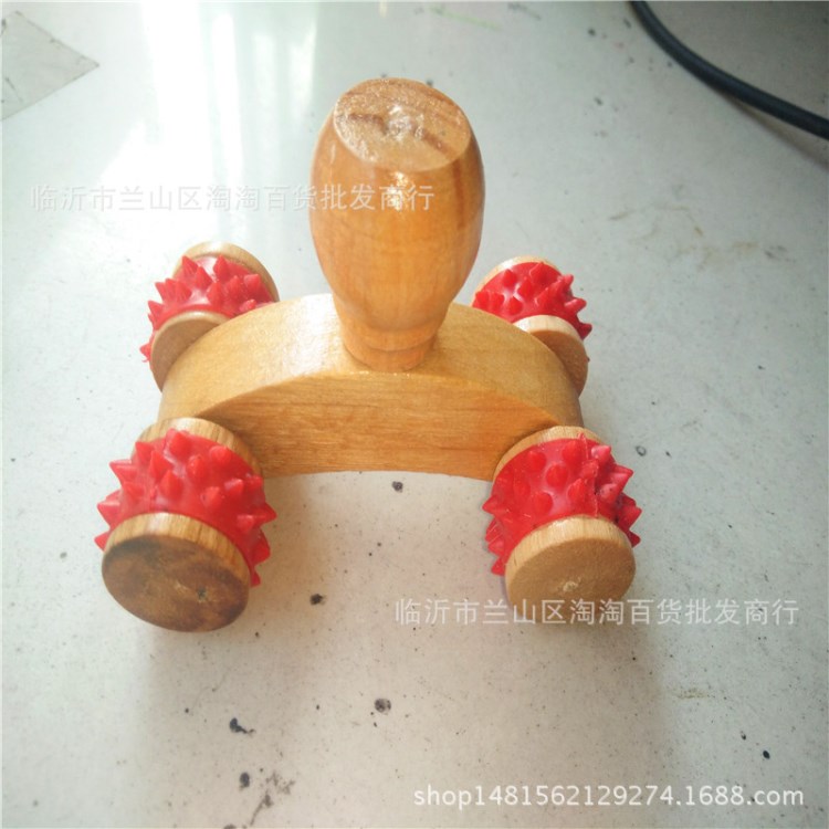 創(chuàng)意木質(zhì)車型按摩器經(jīng)絡(luò)保健器材兩元店貨源日用百貨批發(fā)臨沂2元