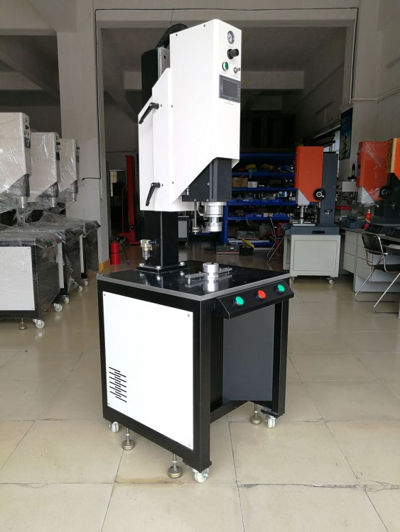 旋熔機 定位旋熔機 濾芯旋熔機 精密旋熔機 旋轉(zhuǎn)摩擦焊