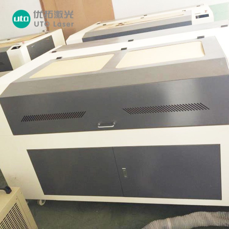 皮革布料用激光切割機廠家經濟型1390有機玻璃工藝品加工切割電機