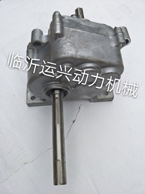 農(nóng)用小型履帶運(yùn)苗車 恒運(yùn)變速箱光纜拉線機(jī)行走箱 雞公車變速箱