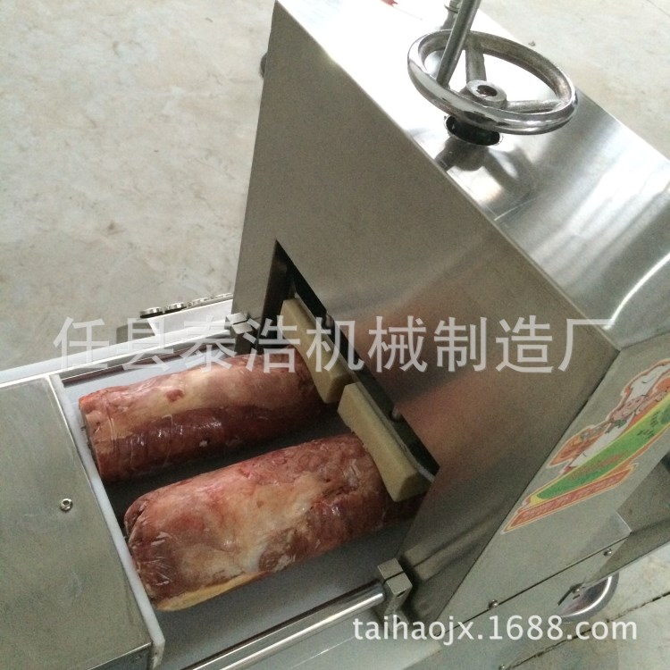 羊肉卷成型機(jī) 肉卷機(jī) 牛羊肉卷成型機(jī) 肉卷自動(dòng)凍肉切卷機(jī)