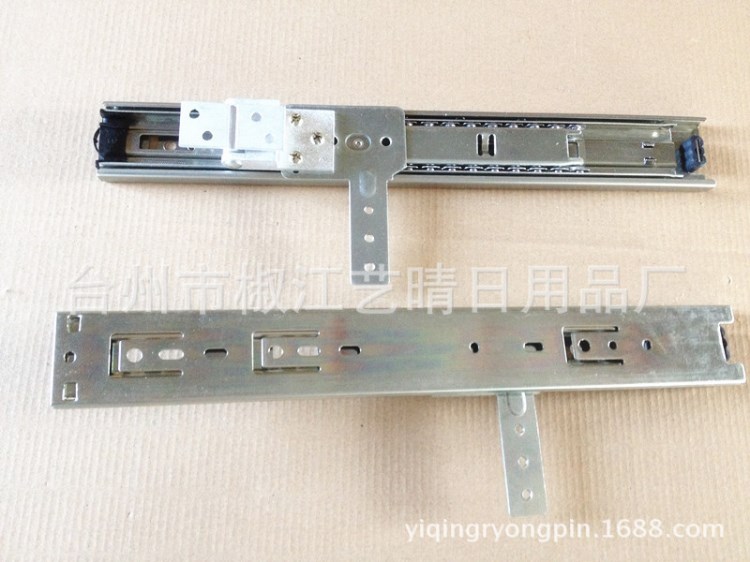 家具五金 衣柜定位推拉旋轉鏡三節鏡軌 柜內伸縮穿衣鏡滑軌