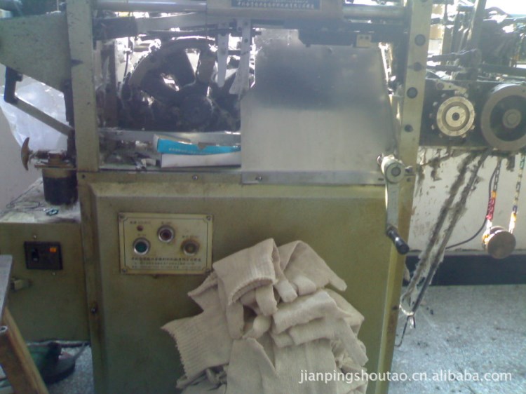 手套機(jī)，手套機(jī)，二手手套機(jī)，全自動勞保生產(chǎn)紗手套的機(jī)器