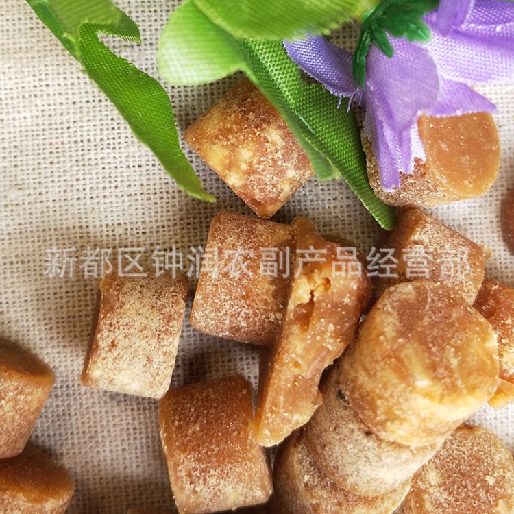 圓顆粒梨膏糖 百草冰含片 跑江湖地?cái)?0元模式食品 巖蜂蜜展會(huì)會(huì)