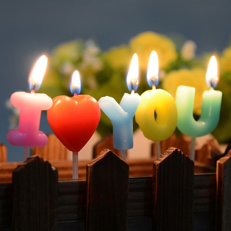 情侶過生日浪漫裝飾蠟燭 i love you生日字母蠟燭套裝現(xiàn)貨批發(fā)