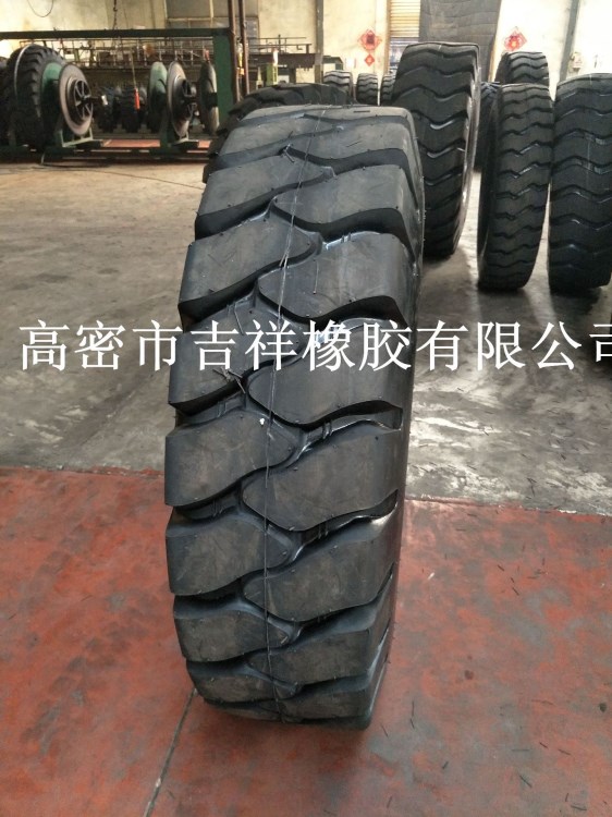 廠家直銷14.00-24鏟車推土機裝載機礦山輪胎 1400-24工程機械輪胎