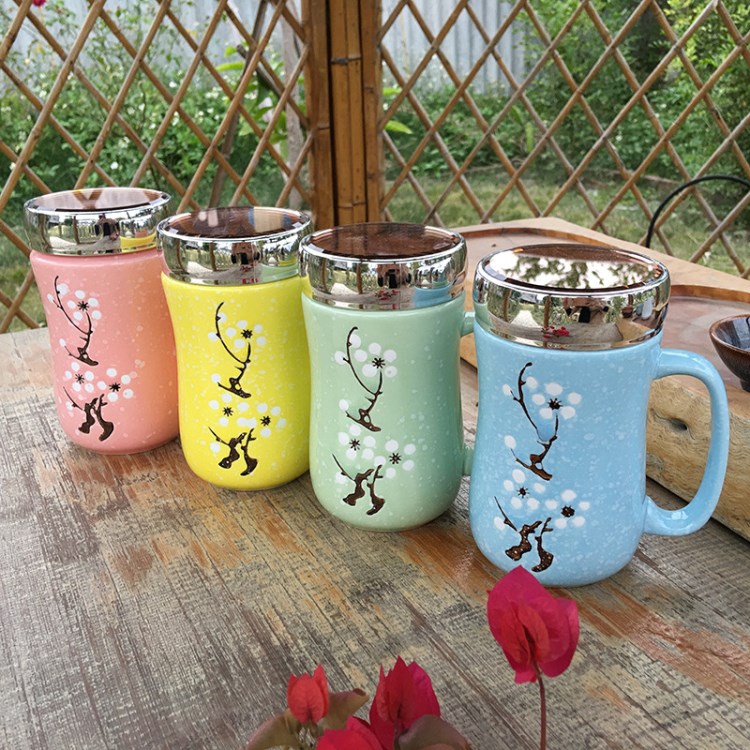 創(chuàng)意款雪花釉鏡面陶瓷杯日式手繪帶蓋馬克陶瓷杯會銷禮品批發(fā)