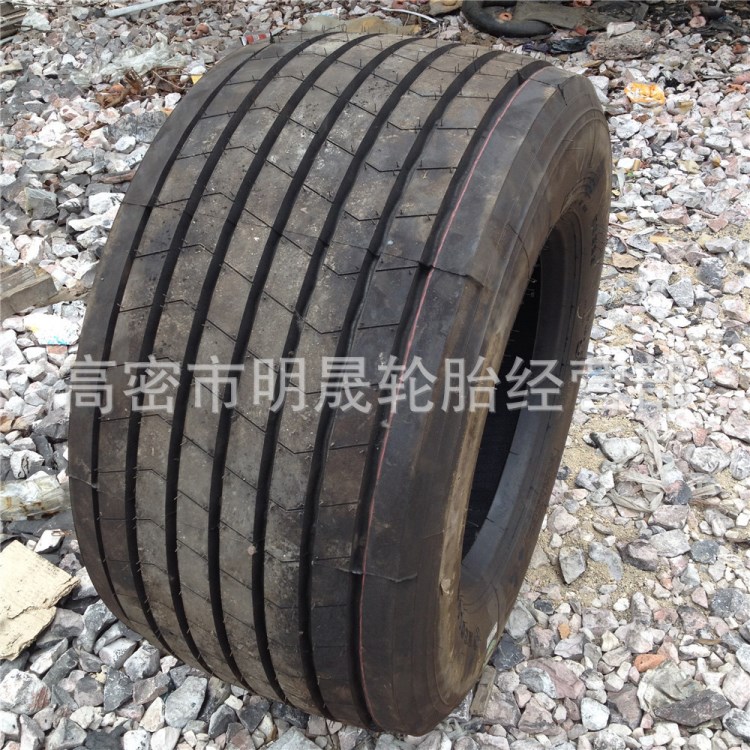 供應(yīng) 445/45R19.5全鋼拖車18R19.5卡車輪胎 飼料攪拌機(jī)輪胎