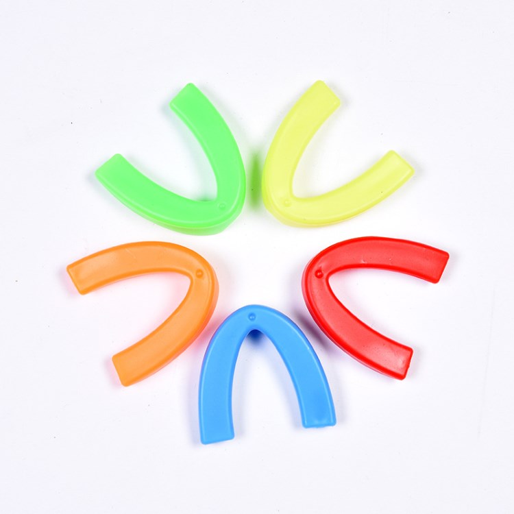 廠家直銷拳擊散打護(hù)齒籃球足球防磨牙套比賽訓(xùn)練防護(hù)用具貨源批發(fā)