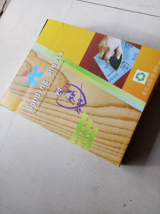 華力士砂紙 家裝型砂紙 白紙砂紙 廠家直銷 批發(fā)零售