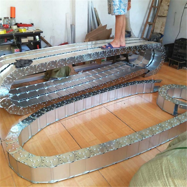 鋼廠油管鋼制拖鏈 全封閉鋼鋁拖鏈 橋式鋼制拖鏈