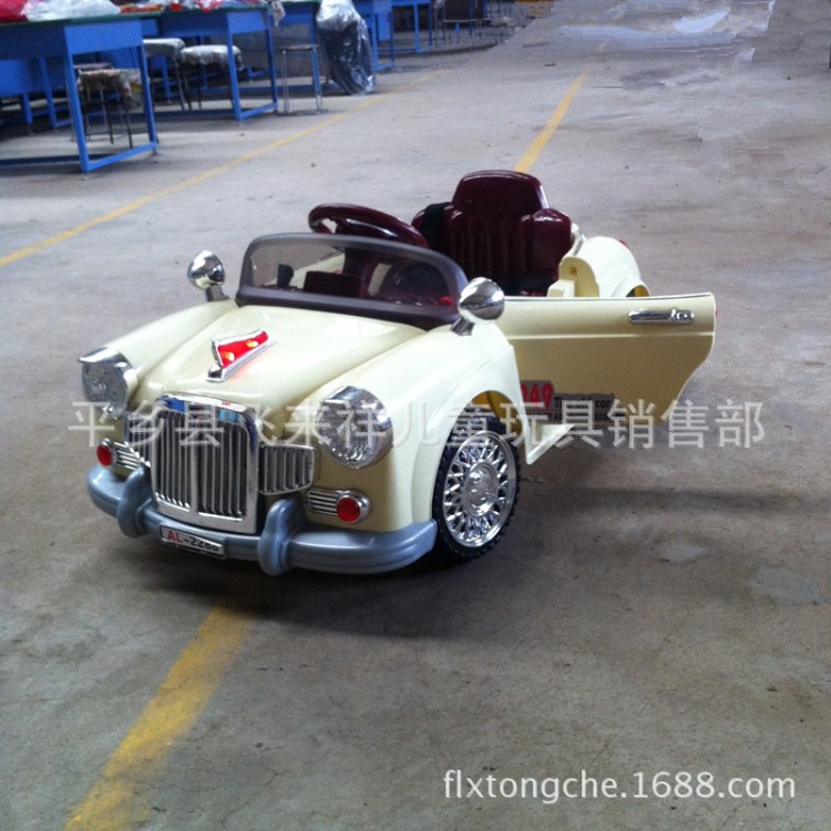 兒童電動(dòng)汽車寶寶電動(dòng)童車雙驅(qū)玩具車四輪小孩遙控汽車紅旗老爺車