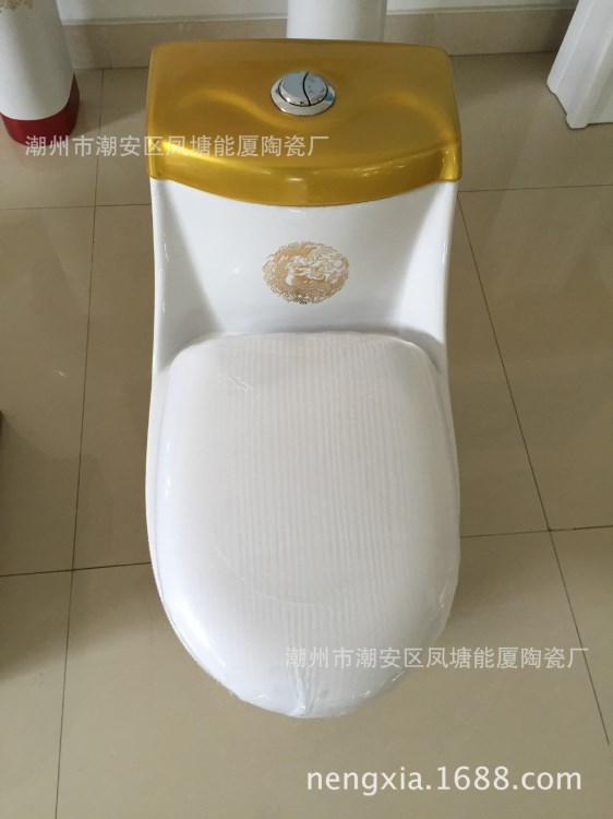 直銷(xiāo)彩色馬桶 出口中東10cm大口徑黃金色直沖式連體坐便器 toilet