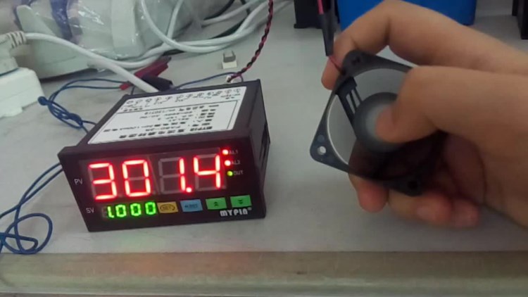 直流電機轉速測試儀，轉速測試儀，轉速表，無需傳感器FA8D