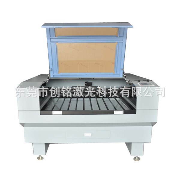 供應工藝品亞克力材料激光雕刻機/廣告亞克力水晶字激光切割機