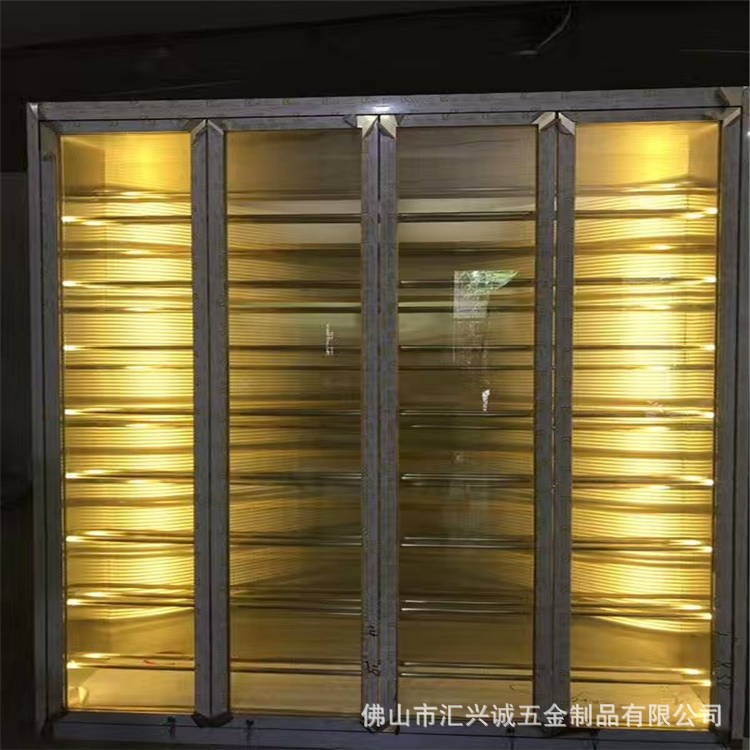 家庭嵌入式酒柜設計  客廳不銹鋼酒柜定做   家裝恒溫酒柜實物圖