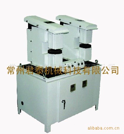 供應(yīng)常州雙工位GJT30K-2型齒輪加熱器，加熱齒輪齒圈的好幫手