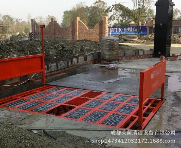 建筑工地用工程車輛自動沖洗平臺 成都地鐵全自動洗車機 洗輪機