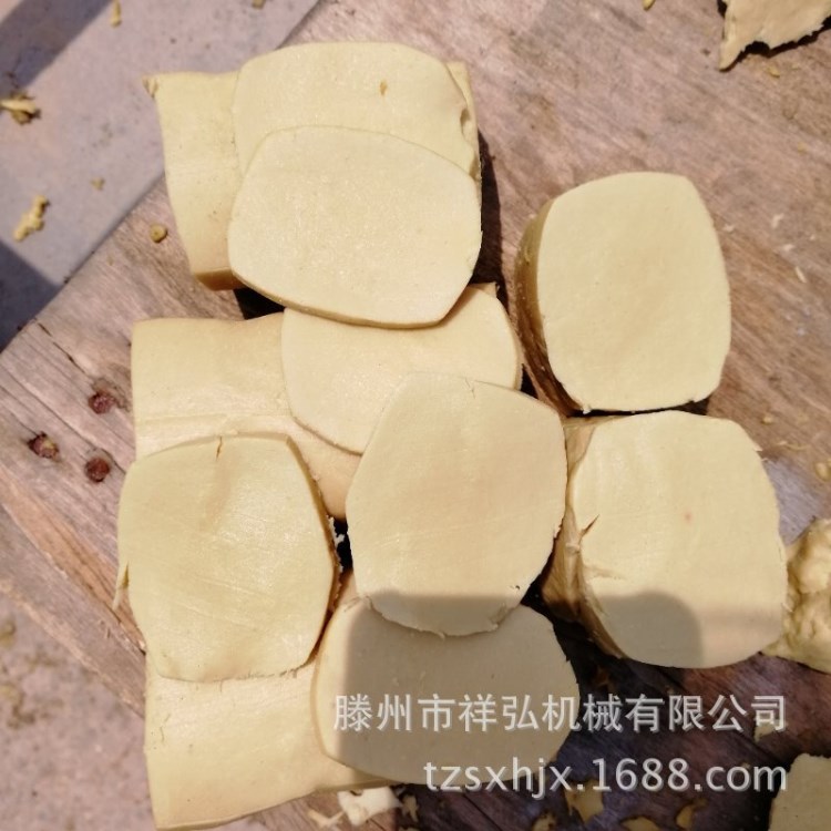 素雞 豆腐卷機(jī)生產(chǎn)廠家 供應(yīng)東北素雞豆腐卷機(jī)廠家直銷質(zhì)優(yōu)價(jià)廉