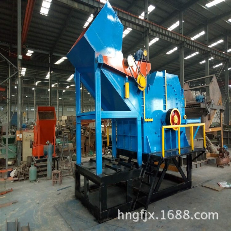 南寧廢舊金屬破碎機(jī)配件 油漆桶粉碎機(jī)設(shè)備報(bào)價(jià) 汽車(chē)殼破碎機(jī)價(jià)格