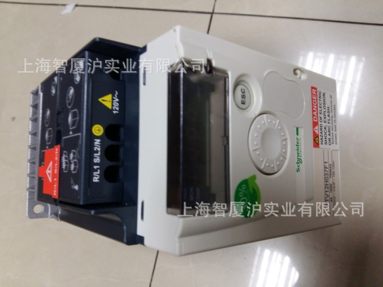 原裝施耐德變頻器ATV12HU15M2X散熱安裝 現(xiàn)貨