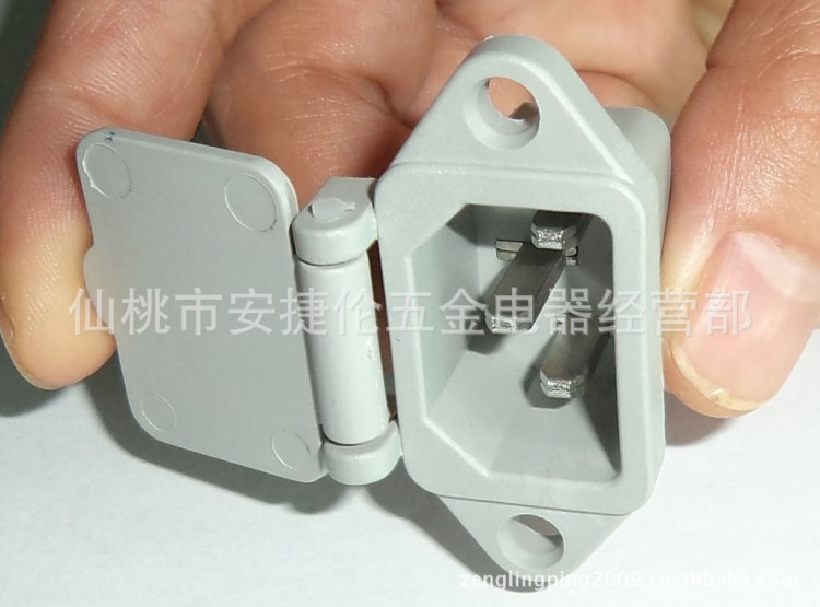 供應電熱床墊配件三角形品字尾帶蓋插座