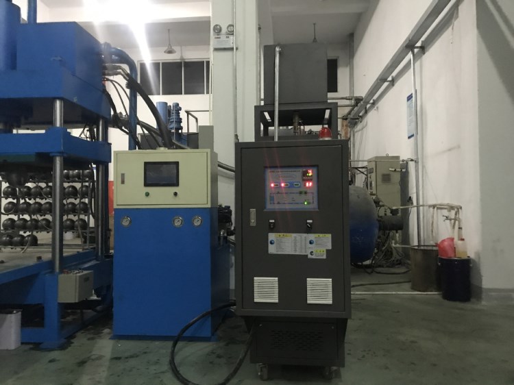 廣東粘合專用模溫機(jī)  壓鑄專用模溫機(jī) 反應(yīng)釜專用模溫機(jī)生產(chǎn)廠家